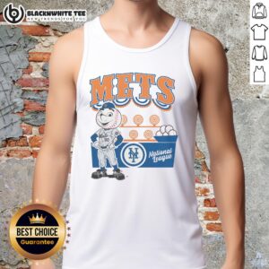 Pretty Mitchell & Ness cream New York Mets Step Back Up tank top featuring a stylish design for fans.