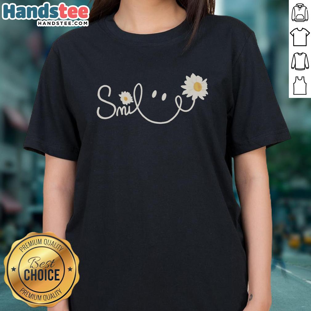 original-smile-flower-ladies-tee Original Smile Flower Ladies Tee featuring a vibrant floral design, perfect for casual wear and expressing positivity.