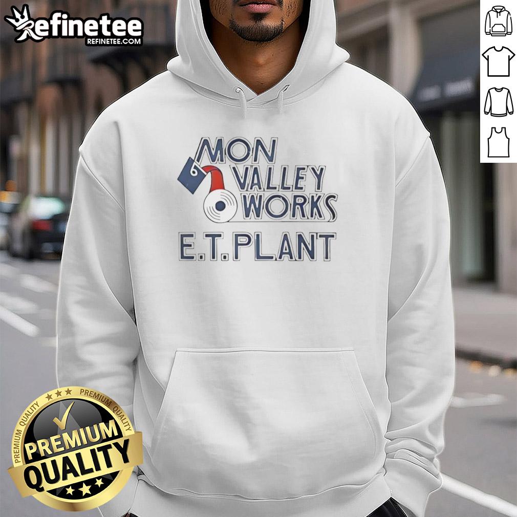 premium-mon-valley-works-e-t-plant-molten-metal-pour-hoodie Alt Text: Premium Mon Valley Works E.T. Plant hoodie featuring molten metal pour design, perfect for steel industry enthusiasts.