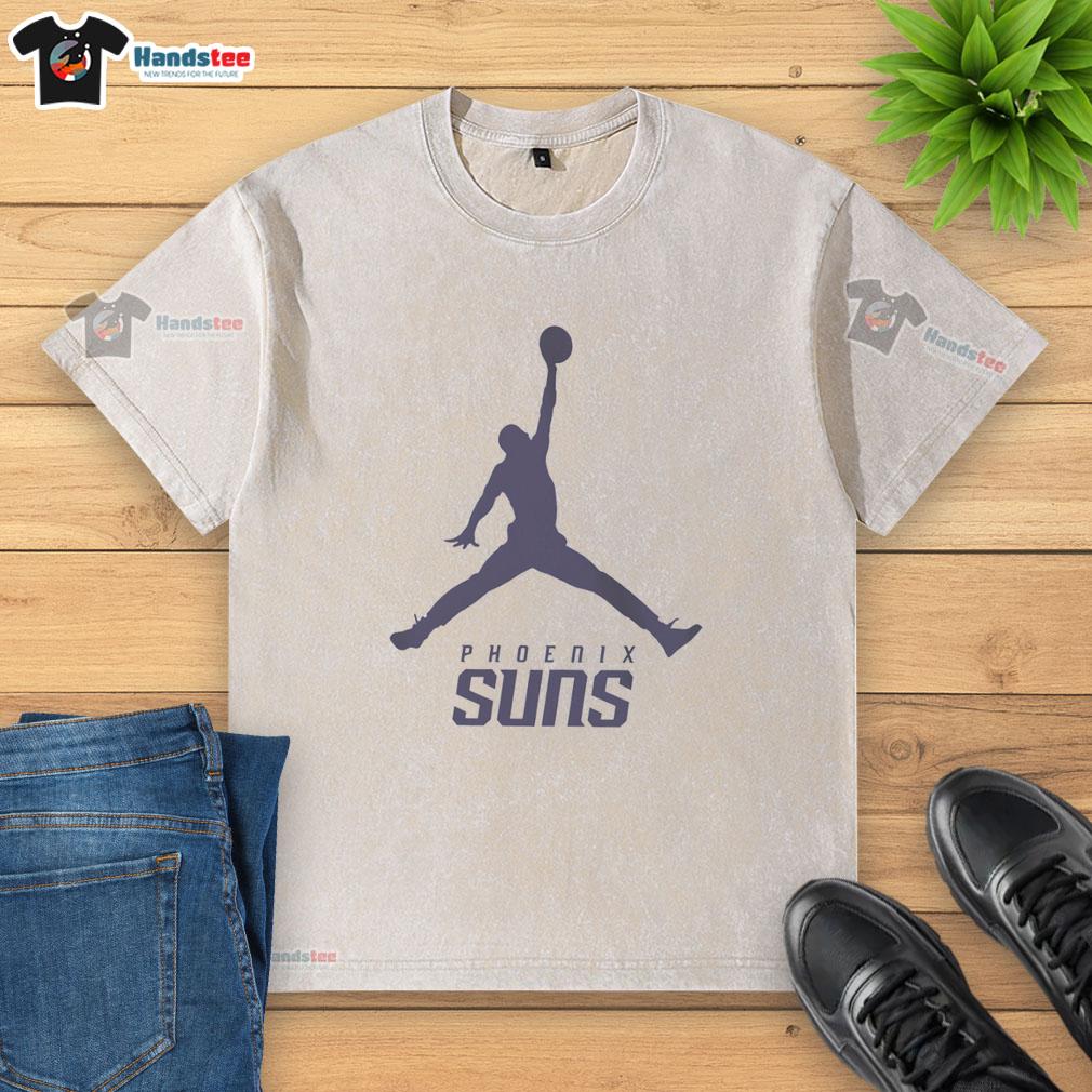 premium-phoenix-suns-nba-jordan-logo-washed-t-shirt Alt Text: Premium Phoenix Suns NBA Jordan Logo Washed T-Shirt featuring a vintage design in vibrant team colors.