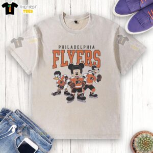 Good Philadelphia Flyers Disney Team Ice Hockey washed t-shirt featuring vibrant graphics and a relaxed fit.