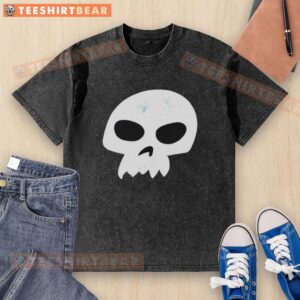 Alt Text: Vintage washed T-shirt featuring the Premium Sid Skull logo from Disney's Toy Story cartoon. Perfect for fans!