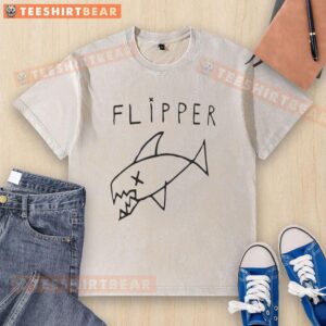 Stylish Hot Flipper Long Fish washed t-shirt featuring a vibrant fish graphic, perfect for casual wear and fishing enthusiasts.