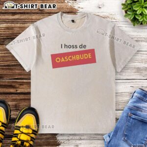 Top I Hoss De Oaschbude washed t-shirt in casual style, perfect for everyday wear and showcasing unique graphic design.