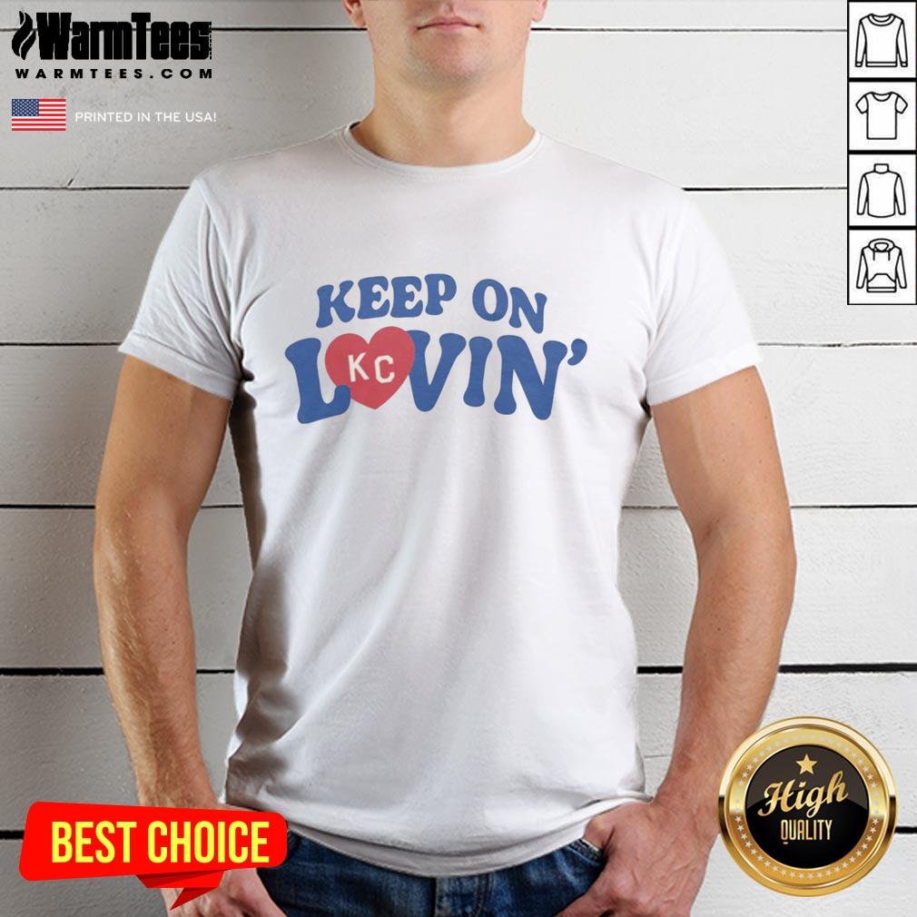 top-keep-on-kc-lovin-vintage-t-shirt-1 Vintage 'Top Keep On Kc Lovin' T-Shirt featuring a retro design, perfect for casual wear and Kansas City fans.