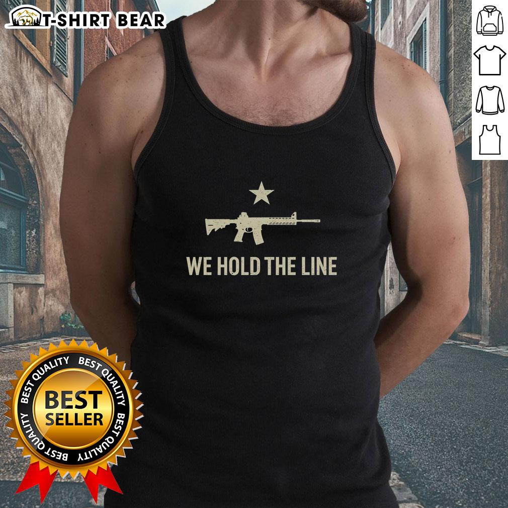 Top Kesihan 1776 Patriotic American Flag We Hold The Line Tank Top Top Kesihan 1776 patriotic American flag tank top with 'We Hold The Line' slogan, perfect for showing your American pride.