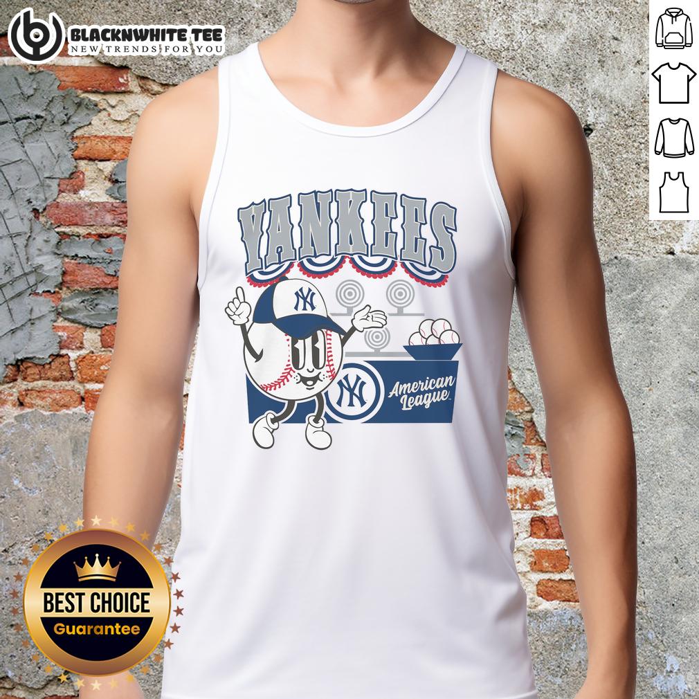 Top Mitchell & Ness Cream New York Yankees Step Back Up Tank Top