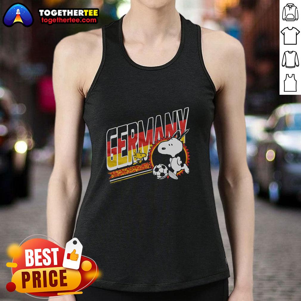 Top Peanuts Snoopy X Germany Soccer Tank Top Top Peanuts Snoopy X Germany Soccer Tank Top featuring Snoopy in a soccer jersey, perfect for fans and summer wear.