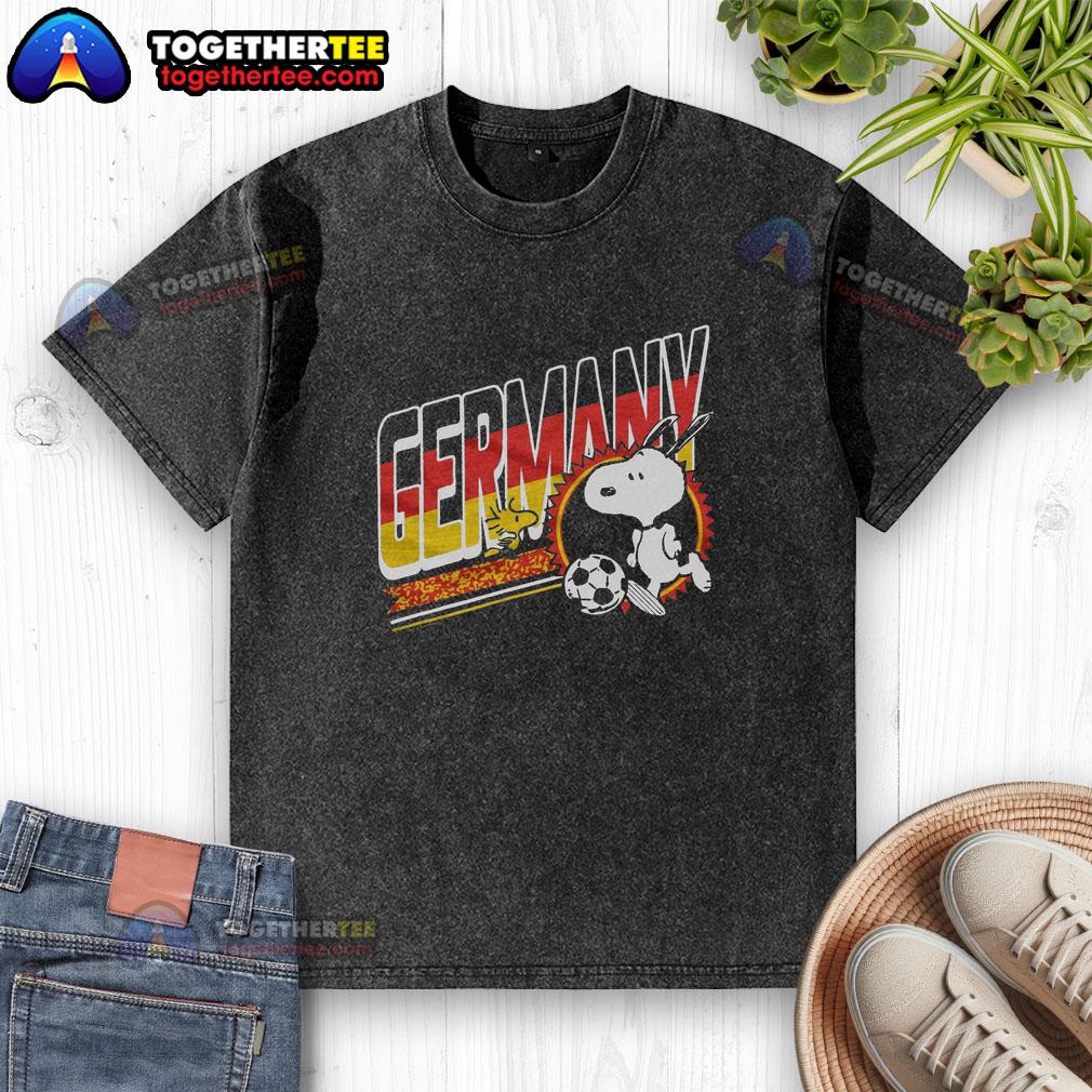 Top Peanuts Snoopy X Germany Soccer Washed T Shirt Top Peanuts Snoopy X Germany Soccer washed t-shirt featuring Snoopy in a soccer uniform, perfect for fans and collectors.
