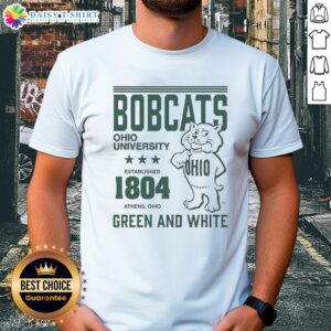 Vintage Ohio Bobcats University T-Shirt, established 1804, featuring classic logo and design, perfect for fans and alumni.