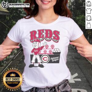 Top Mitchell & Ness cream Cincinnati Reds Step Back Up ladies tee featuring stylish design and comfortable fit.