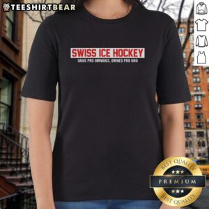 Top Swiss Ice Hockey Unus Pro Omnibus Omnes Pro Uno red text ladies tee showcasing sporty style and team spirit.