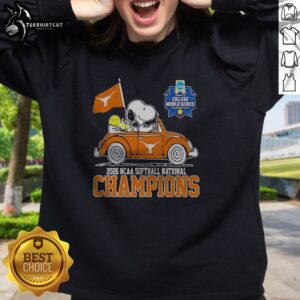 Pretty Snoopy Texas Longhorns 2026 NCAA Softball National Champions Oklahoma City Sweatshirt in cozy cotton fabric