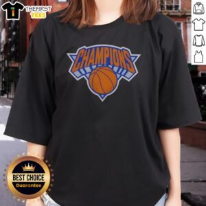 Pretty New York Knicks NBA Champions Basketball Classic Logo Ladies Shirt in white with bold team emblem