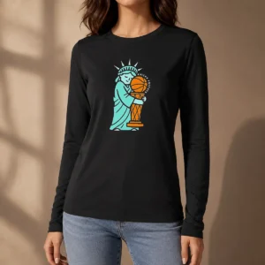 Top Statue Of Liberty Hug Larry O'Brien Trophy Knicks Forever Long Sleeve Shirt