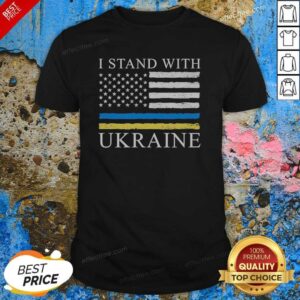 Premium United States America USA I Stand With Ukraine shirt optimized for display, showcasing a meaningful message.