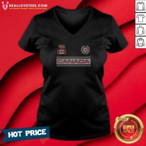 Nice Canada 12 Soccer Wreath V-Neck Shirt