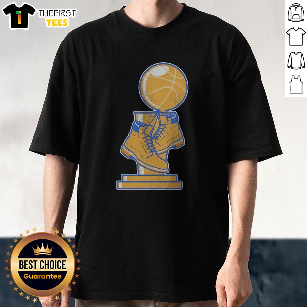 awesome-new-york-knicks-nba-timberland-boots-shirt Awesome New York Knicks NBA Timberland Boots Shirt featuring bold team colors and Timberland logo on a comfortable cotton tee