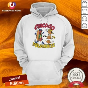 Funny Chicago Cubs Vs Milwaukee Brewers Baseball Hot Dog Cheese Curds Hoodie