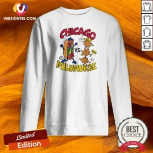 Funny Chicago Cubs Vs Milwaukee Brewers Baseball Hot Dog Cheese Curds Sweatshirt