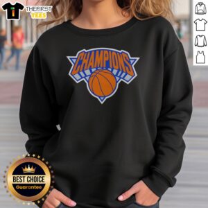 Pretty New York Knicks NBA Champions Basketball Classic Logo Sweatshirt in navy blue with bold team emblem on front