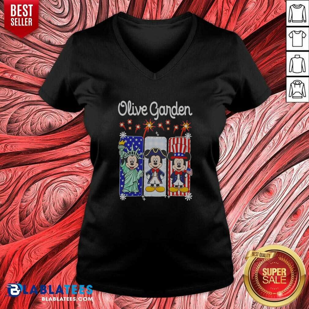 official-olive-garden-mickey-mouse-as-statue-of-liberty-and-uncle-sam-usa-v-neck-v-neck-optimized Official Olive Garden Mickey Mouse As Statue Of Liberty And Uncle Sam USA v neck optimized graphic tee