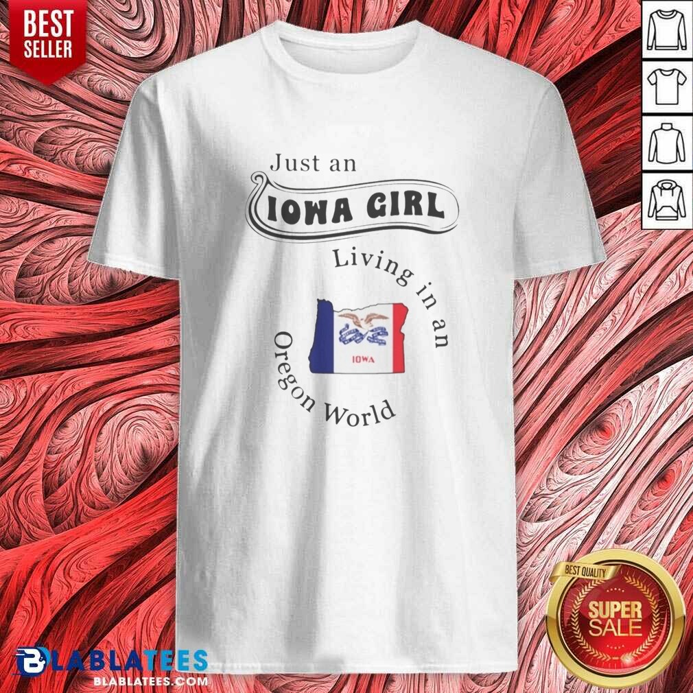 pretty-just-an-iowa-girl-living-in-an-oregon-world-iowa-oregon-map-shirt-optimized-2 Pretty Just An Iowa Girl Living In An Oregon World Iowa Oregon Map shirt optimized for showcasing the design.