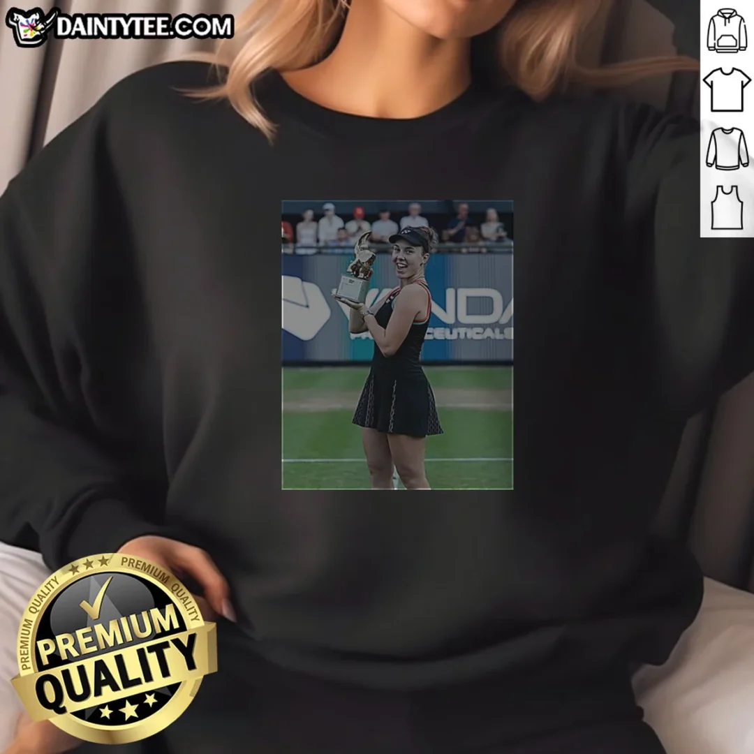 pretty-linda-s-first-title-on-the-grass-sweatshirt-2 Pretty Linda'S First Title On The Grass Sweatshirt