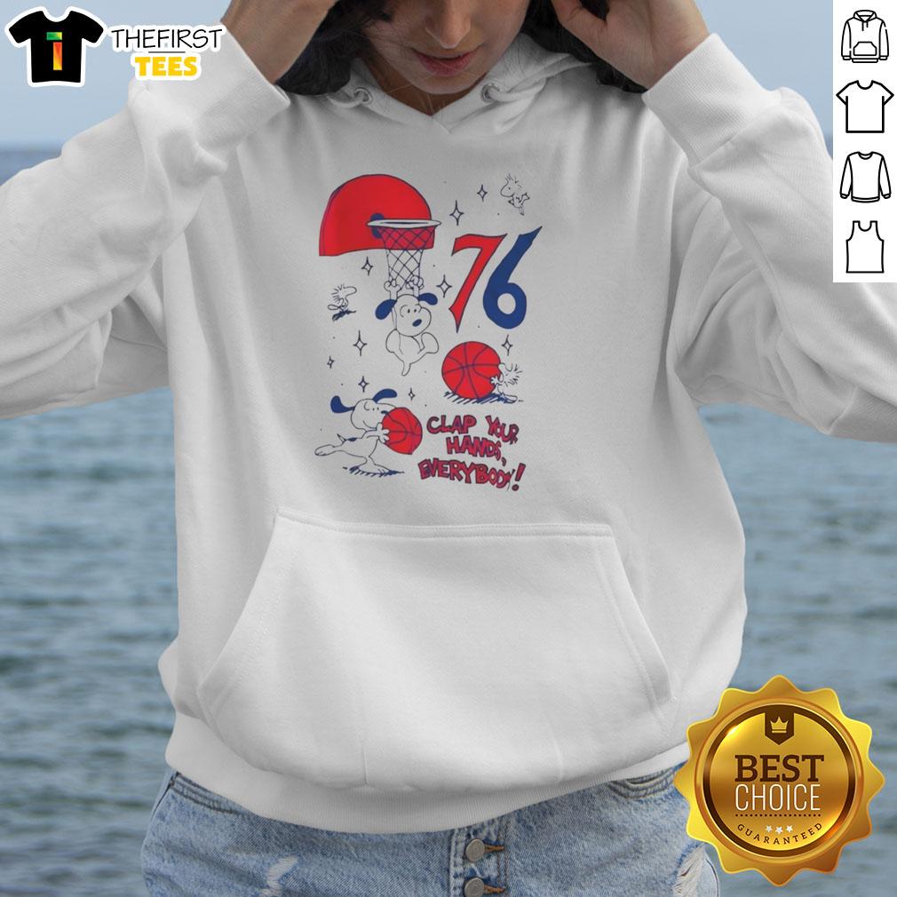 pretty-snoopy-x-philadelphia-76ers-clap-your-hands-everybody-hoodie Alt Text: Pretty Snoopy X Philadelphia 76ers Clap Your Hands Everybody Hoodie featuring a stylish design and team logo.