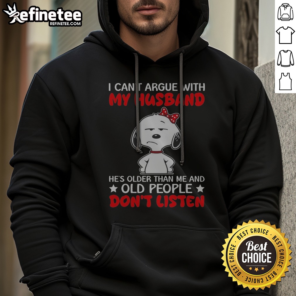 snoopy-peanuts-i-can-t-argue-with-my-husband-hoodie Snoopy Peanuts I Can'T Argue With My Husband Hoodie in black, featuring classic Snoopy graphic and humorous text on front