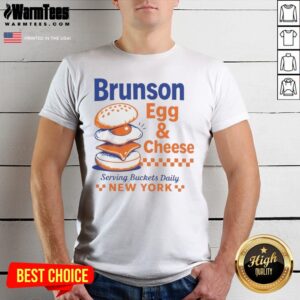 Funny Brunson Egg & Cheese Serving Buckets Daily NEW YORK Jalen Brunson shirt on a black crew neck t-shirt
