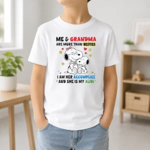 Hot Snoopy Grandma Me And Are More Than Besties I Am Her Accomplice She Is My Alibi Kids T-Shirt