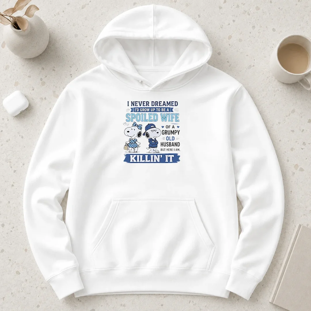 awesome-snoopy-spoiled-wife-of-a-grumpy-old-husband-killin-it-hoodie Awesome Snoopy Spoiled Wife Of A Grumpy Old Husband Killin It Hoodie