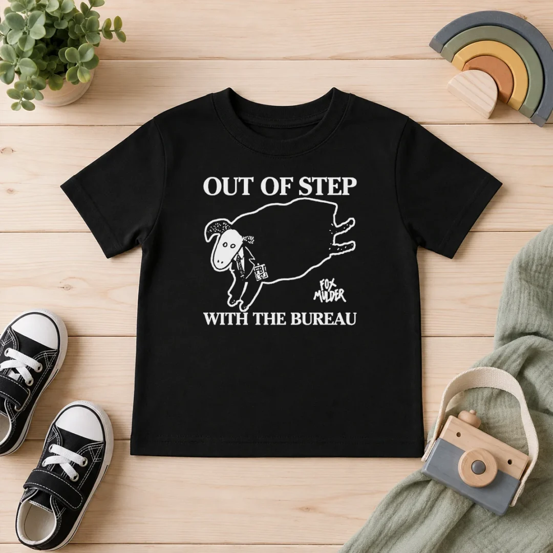 nice-official-fox-mulder-out-of-step-with-the-bureau-kids-t-shirt Nice Official Fox Mulder Out Of Step With The Bureau Kids T Shirt in a short-sleeve cotton fabric with vibrant print