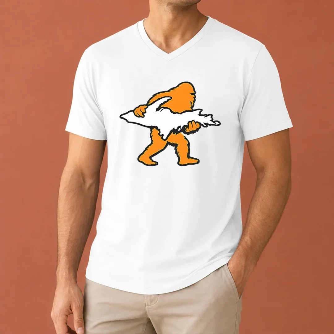 pretty-bigfoot-holding-up-of-michigan-upper-peninsula-v-neck Pretty Bigfoot Holding UP Of Michigan Upper Peninsula Shirt - Image 2