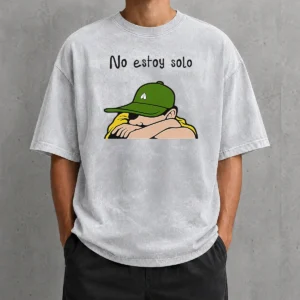 Good Awesome No Estoy Solo Charlie Brown Snoopy And Peanuts Gang Hug Washed T-Shirt