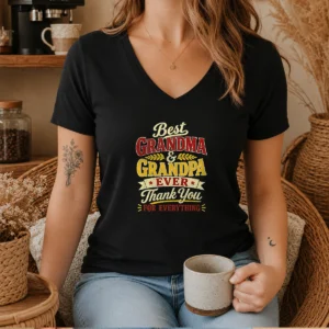 Pretty Grandparents Day Best Grandma Grandpa Typography V-Neck Shirt