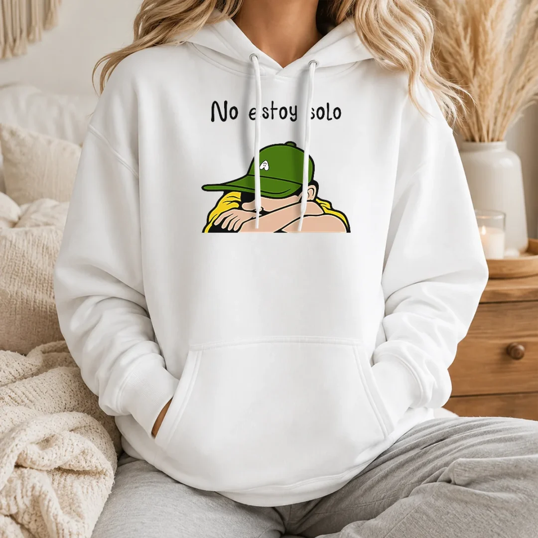 Official Premium No Estoy Solo Charlie Brown Snoopy And Peanuts Gang Hug Hoodie Official Premium No Estoy Solo Charlie Brown Snoopy And Peanuts Gang Hug Hoodie